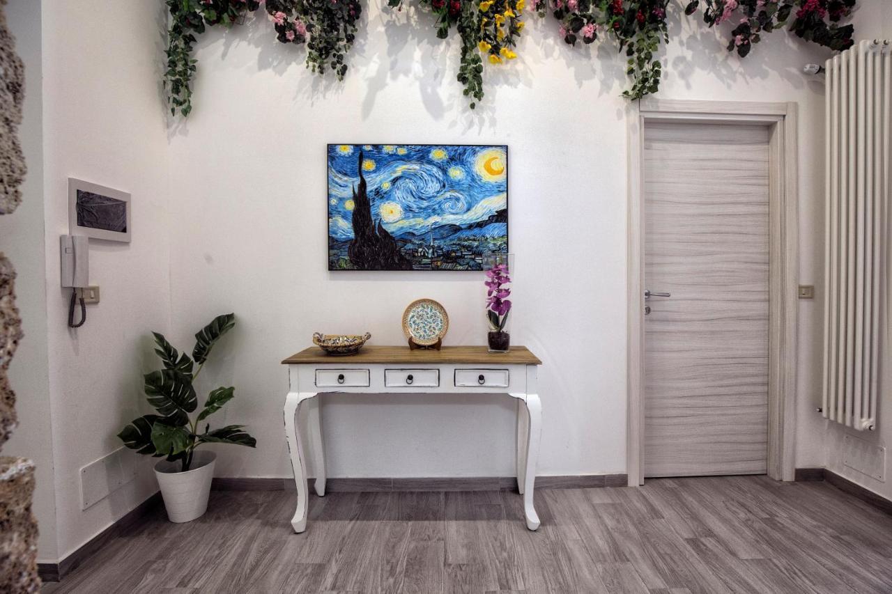 Garden House: Apartments And Rooms For Holidays パレルモ エクステリア 写真